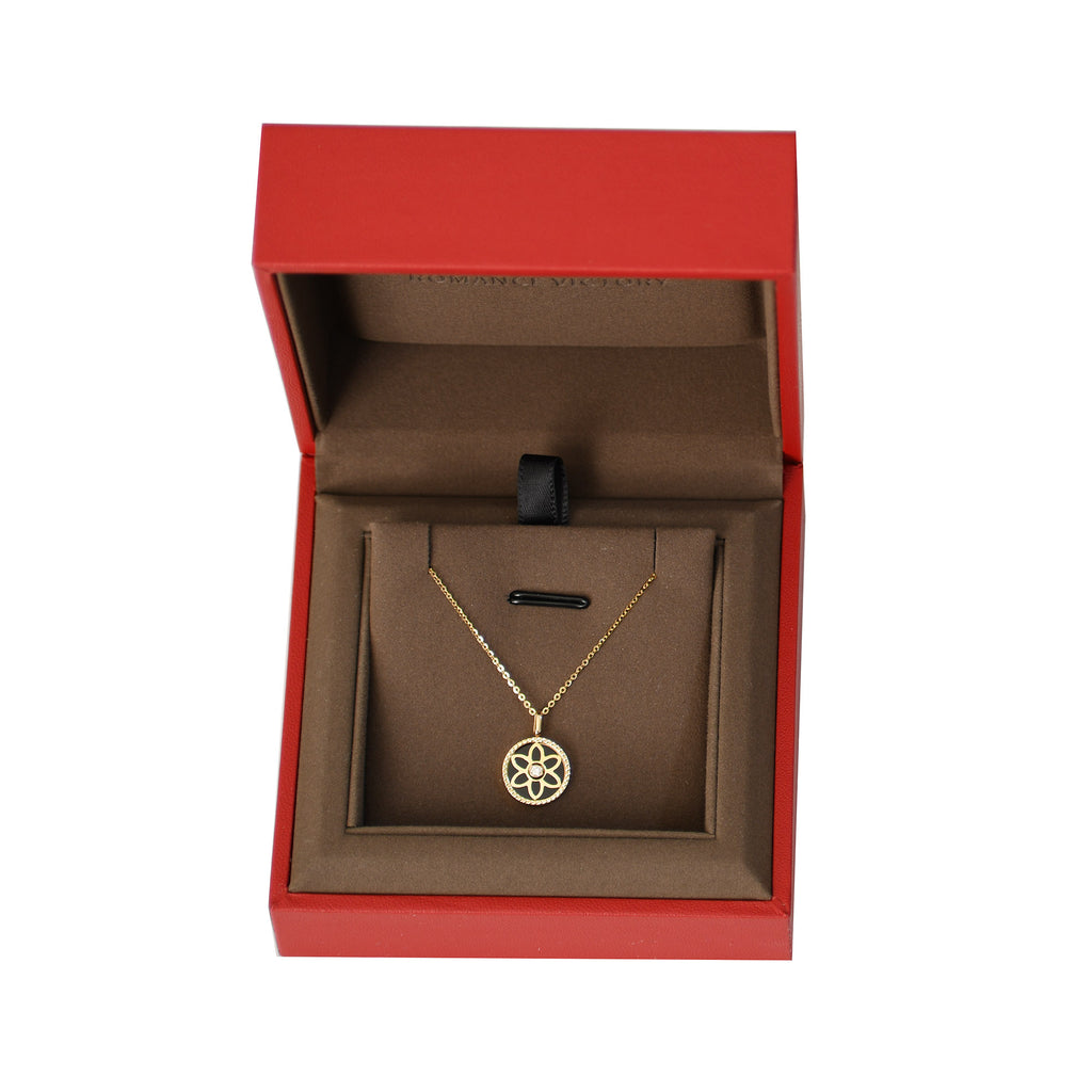 RVLA Romance Victory 18k yellow gold black agate diamond necklace